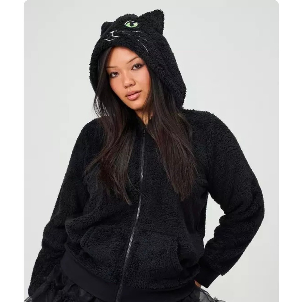 Torrid Womens Plus 5 / 28 Black Fuzzy Cat Halloween Hoodie Zip Up Faux Fur
